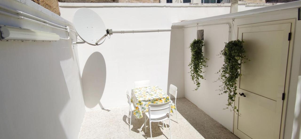 Family And Friends House Apartment Lecce Exterior foto